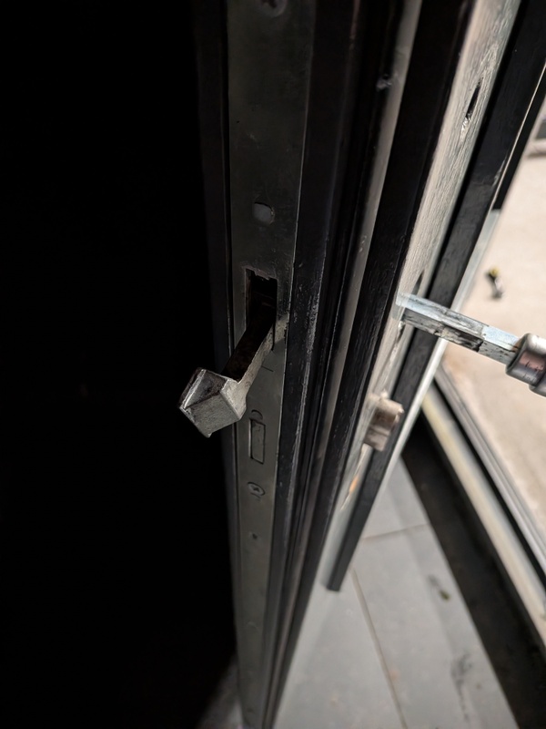 Afbeeldingslocatie: https://tweakers.net/i/4pMeINDGBciN4bR_uPx4WMb-ENY=/x800/filters:strip_icc():strip_exif()/f/image/Qqzn7OvVbvS1cHlBpI9n3O6U.jpg?f=fotoalbum_large