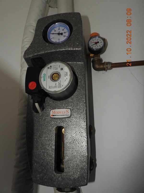 Afbeeldingslocatie: https://tweakers.net/i/4pxdN6tq8DW_Y-d7Q3uYQIFgIaE=/x800/filters:strip_icc():strip_exif()/f/image/HHaWUseX3D7BcTjL3ZClnV6h.jpg?f=fotoalbum_large