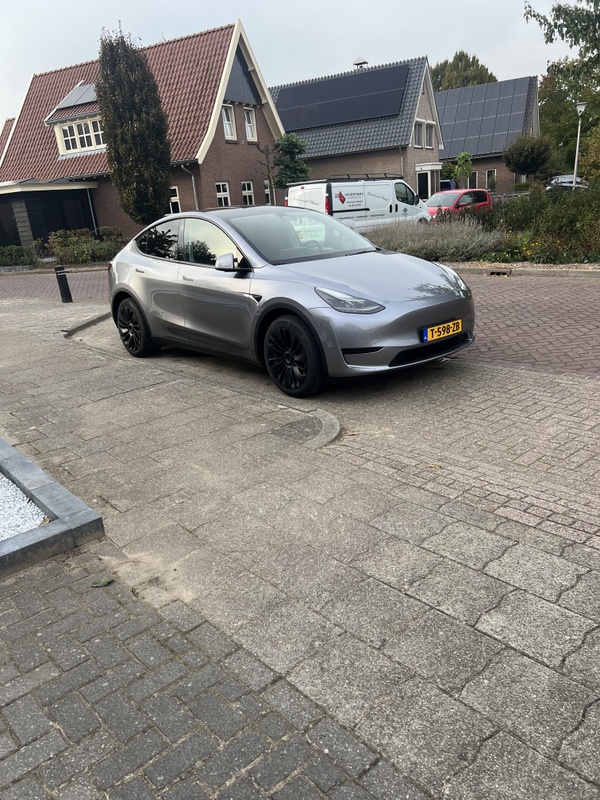 Afbeeldingslocatie: https://tweakers.net/i/4rnMSDyvT9pn5ZNgb0iuLF9Fnds=/x800/filters:strip_icc():strip_exif()/f/image/47NF1qo04VH5A2hYEMTepRCf.jpg?f=fotoalbum_large