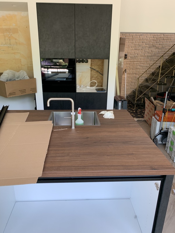 Afbeeldingslocatie: https://tweakers.net/i/4s6v5o8kamsZxktp_H6_RpYtfh4=/x800/filters:strip_icc():strip_exif()/f/image/bq62skNg0FkRccVf01MomrjS.jpg?f=fotoalbum_large