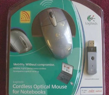 Logitech Cordless Mouse for Notebooks box-combo