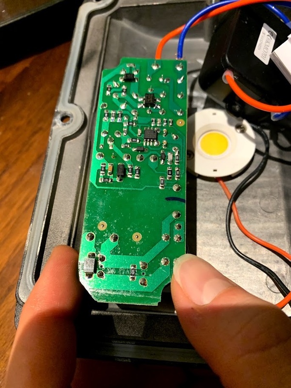 Afbeeldingslocatie: https://tweakers.net/i/4ssar14RpLaxhIT8De5_yML4joA=/x800/filters:strip_icc():strip_exif()/f/image/Ejx9yL6vVfa8Fx4HqSajZ0h9.jpg?f=fotoalbum_large