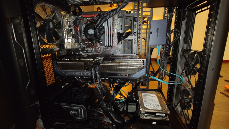 Afbeeldingslocatie: https://tweakers.net/i/4tKiHqvS_jUmS4ZjjnEsEEON_ck=/800x/filters:strip_icc():strip_exif()/f/image/wD6iomiBD9vFVcwEQs5pdxqA.jpg?f=fotoalbum_large