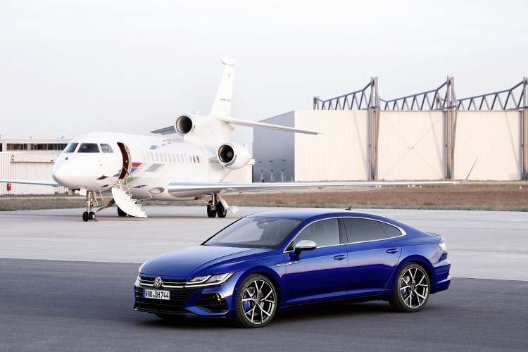 Afbeeldingslocatie: https://tweakers.net/i/4uDZ1a_dlVI7LAsxRD_B0WQFbdI=/full-fit-in/4920x3264/filters:max_bytes(3145728):no_upscale():strip_icc():fill(white):strip_exif()/f/image/Jd4g3oIad5u7ecYmmc9Knkb9.jpg?f=user_large