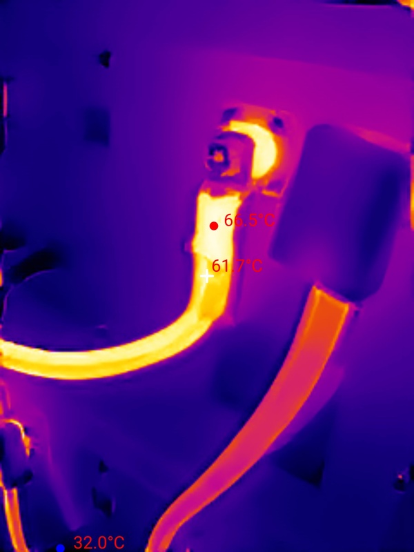 Afbeeldingslocatie: https://tweakers.net/i/4uwl5jF3vTgWuQmkKMLrd7rtgSw=/x800/filters:strip_icc():strip_exif()/f/image/SVwQQMAm8zaeHLOTugM6HTNx.jpg?f=fotoalbum_large