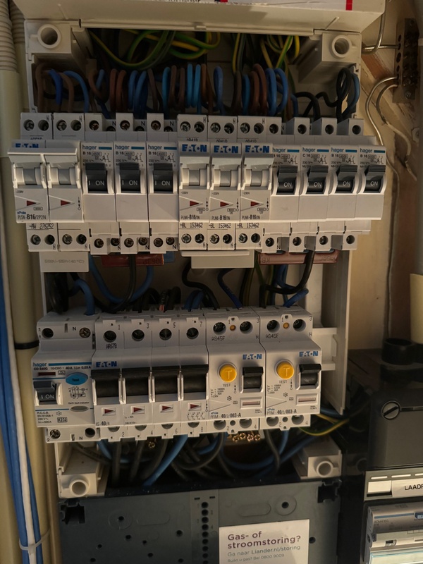 Afbeeldingslocatie: https://tweakers.net/i/4xBLZw_ONLbPkqccVfxbxATHNnU=/x800/filters:strip_icc():strip_exif()/f/image/KxVj9Q8k9iUDckEelhkDwwfT.jpg?f=fotoalbum_large