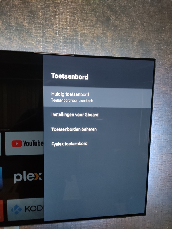 Afbeeldingslocatie: https://tweakers.net/i/4x_uekB421ycSFcl2ri8MmjDnrI=/x800/filters:strip_icc():strip_exif()/f/image/NY7xqWx2RWz33HLUqKlFjp0W.jpg?f=fotoalbum_large