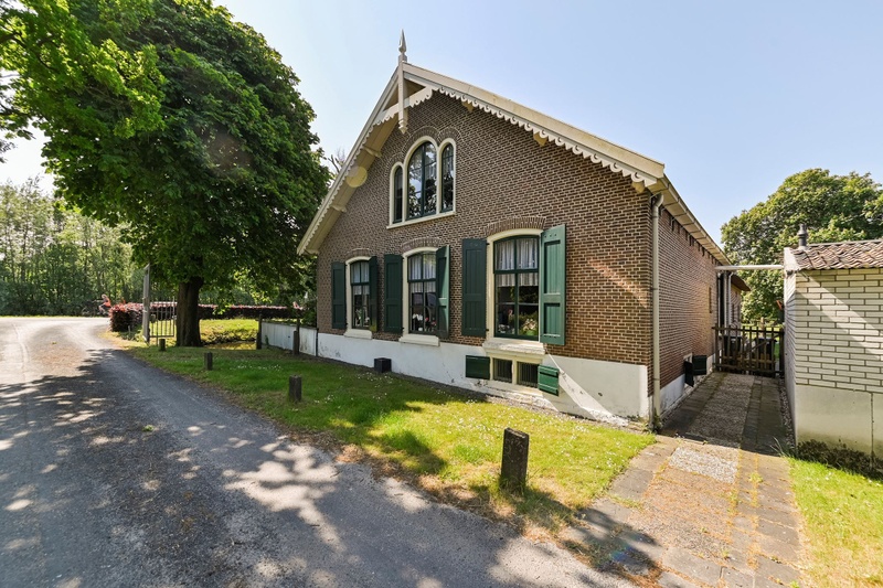 Afbeeldingslocatie: https://tweakers.net/i/4yTBRuiDOGWMDX9SX85LV8gxtVI=/800x/filters:strip_icc():strip_exif()/f/image/LzC85aXLPhAnqv2e4sjOIv3k.jpg?f=fotoalbum_large