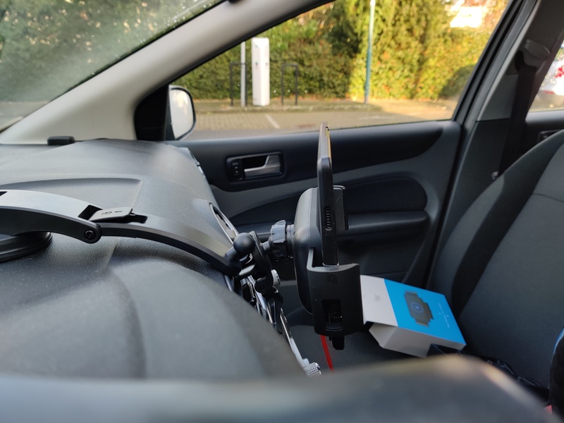 Afbeeldingslocatie: https://tweakers.net/i/53178m5nzbWMTtZzcgw5bjkPbvE=/800x/filters:strip_icc():strip_exif()/f/image/3KAIkcIpqba0UQBsbXG8kZxD.jpg?f=fotoalbum_large