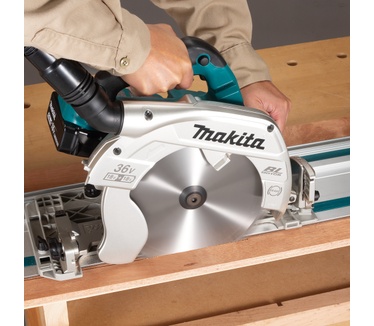 Makita DHS900Z