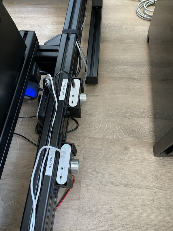 Afbeeldingslocatie: https://tweakers.net/i/57X1o3ZQLH8-WRbkgFo2AXsed5Q=/x800/filters:strip_icc():strip_exif()/f/image/JoM6yuEeRiICIavLXRZ1BYEA.jpg?f=fotoalbum_large