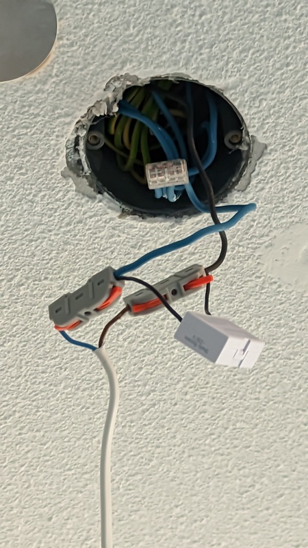 Afbeeldingslocatie: https://tweakers.net/i/581emX_RfsJXEqW4Qk-mmjZ3Y2Q=/x800/filters:strip_icc():strip_exif()/f/image/VrV0U7feTLU0GX25IpToobzW.jpg?f=fotoalbum_large