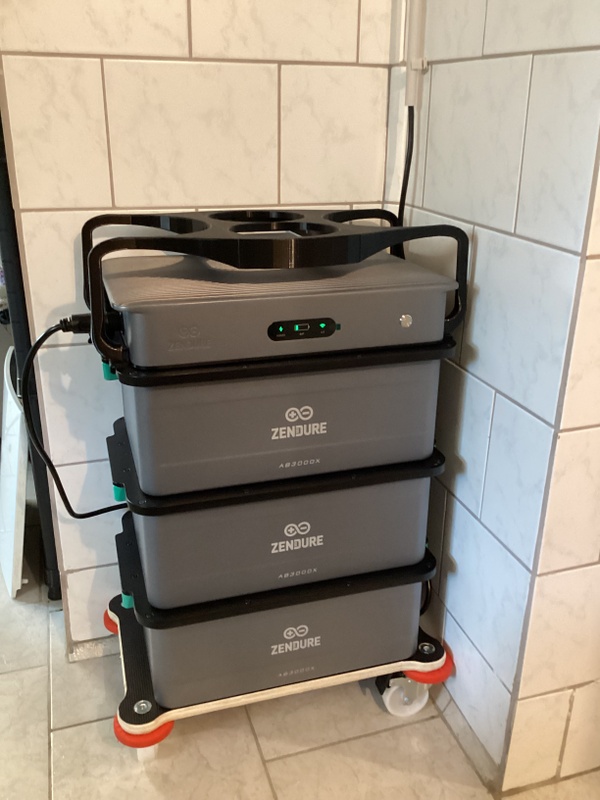 Afbeeldingslocatie: https://tweakers.net/i/59NlNrzQkNsQB4KD9NxBlqcfE3g=/x800/filters:strip_icc():strip_exif()/f/image/vrIv0f7y7KmCmY93QnQLkceh.jpg?f=fotoalbum_large