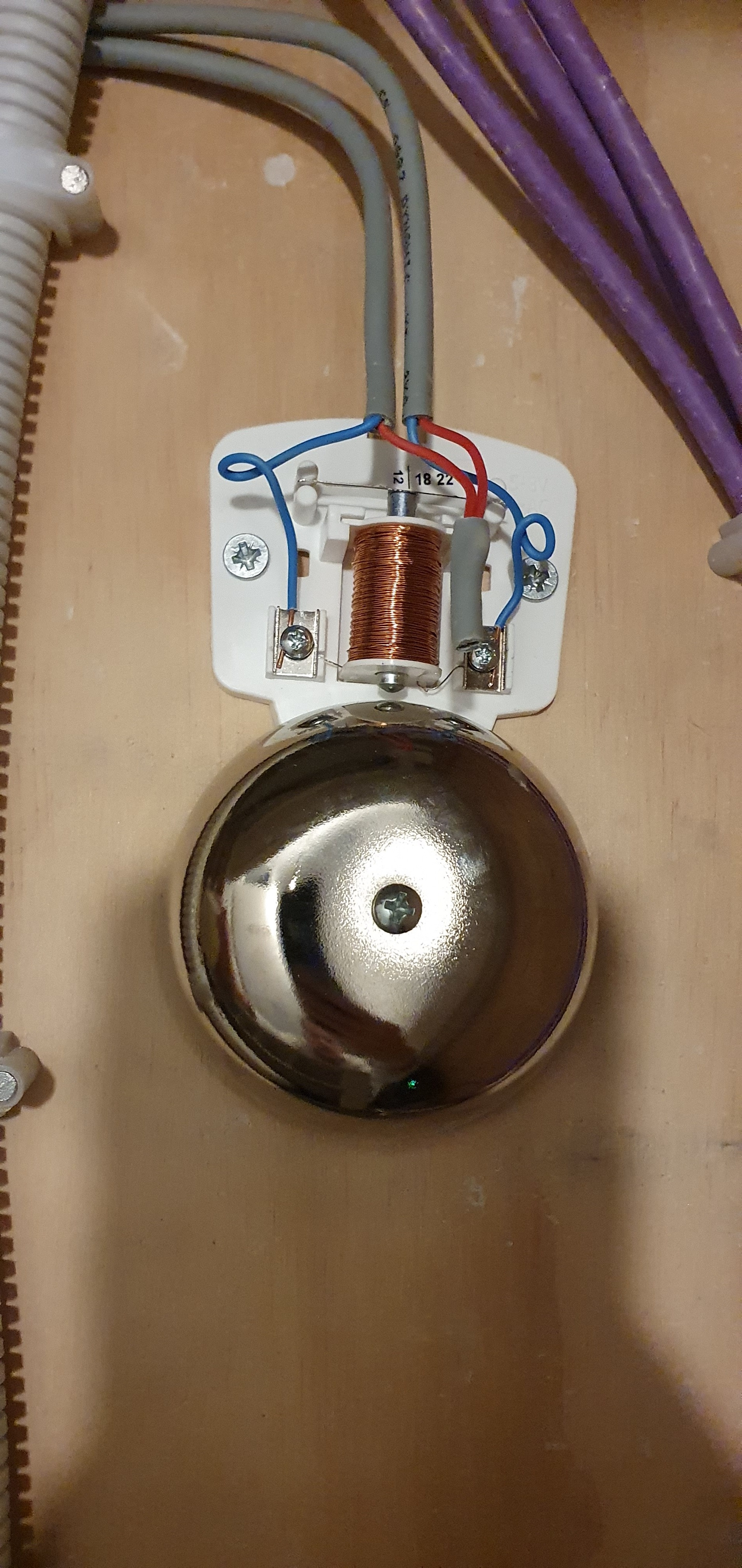 Zoemend geluid gong Nest Hello 2nd bedraad Smarthome GoT