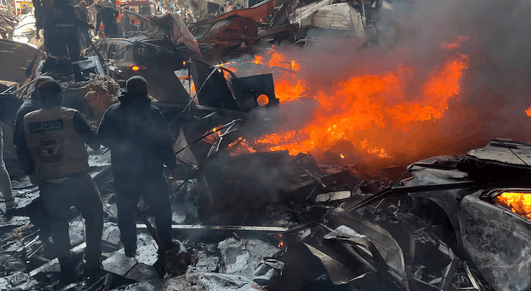 Afbeeldingslocatie: https://tweakers.net/i/5BYc8LVxJ-RidZ7-sfp6ymcmEJU=/fit-in/4000x4000/filters:no_upscale():strip_exif()/f/image/SGYt1woD1WizdxJwkn7P2mrN.png?f=user_large