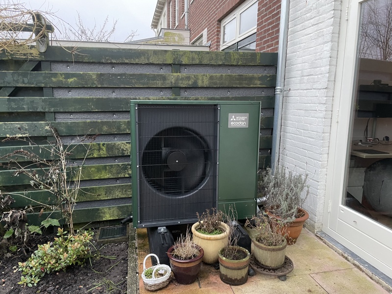 Afbeeldingslocatie: https://tweakers.net/i/5DxLa9HFmi8r-EghEftEGHw6Bgc=/800x/filters:strip_icc():strip_exif()/f/image/W13a0Tb2GFsNezdZpjAD1cmk.jpg?f=fotoalbum_large