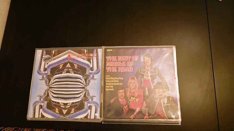 Afbeeldingslocatie: https://tweakers.net/i/5FlfOvRcP0VFjfSZ4ycQPhW8VJs=/800x/filters:strip_icc():strip_exif()/f/image/6pXHCtlKMkWCz1WNEKjQrrvH.jpg?f=fotoalbum_large