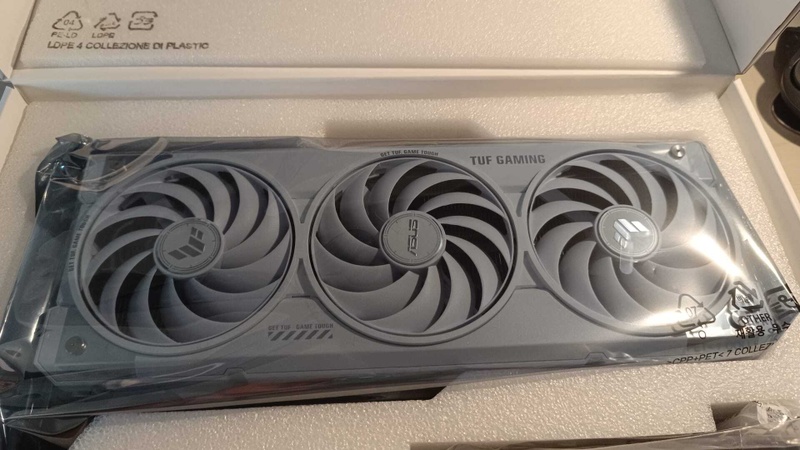 Afbeeldingslocatie: https://tweakers.net/i/5HIyKC5oGfV3ZKuLEq3FEEWI97U=/800x/filters:strip_icc():strip_exif()/f/image/mdORtc6OCxFR9Rq8FXsGgxMn.jpg?f=fotoalbum_large