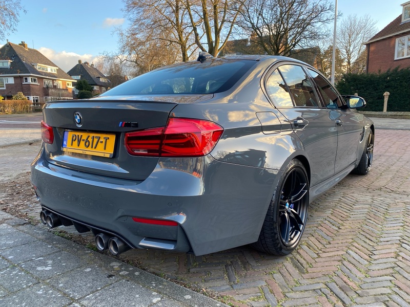 Afbeeldingslocatie: https://tweakers.net/i/5HUzQpt7OIZmUchLI-PB0ToaF78=/800x/filters:strip_icc():strip_exif()/f/image/o8BdPioiQKAUEZQaKkDBUQk6.jpg?f=fotoalbum_large