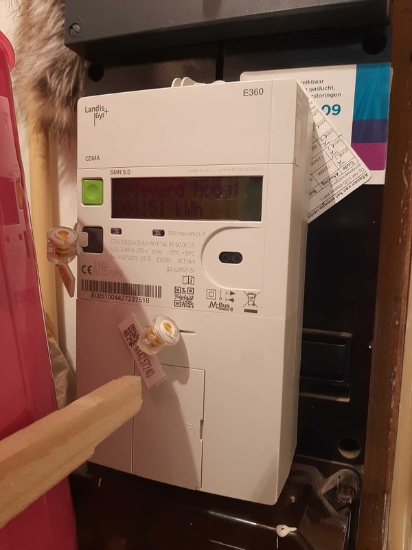 Afbeeldingslocatie: https://tweakers.net/i/5LG0zXBVcbQZ-8hER9zwmnEm7yA=/x800/filters:strip_icc():strip_exif()/f/image/0pQKtgpes5idXXfn7eFJjIwC.jpg?f=fotoalbum_large