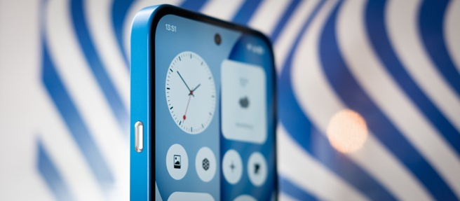 Phone 4a - Essential Key