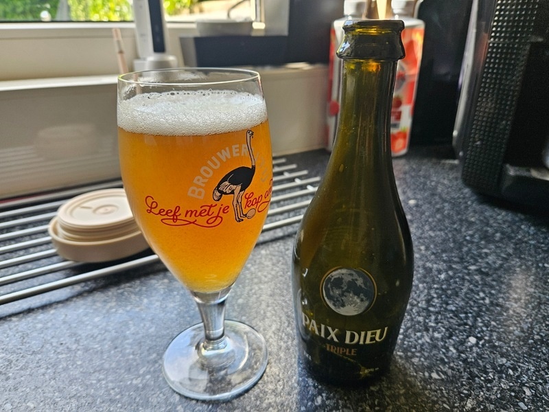Afbeeldingslocatie: https://tweakers.net/i/5NY9yhPOOwxdH9LZmq4jSvbo8EM=/fit-in/4920x3264/filters:max_bytes(3145728):no_upscale():strip_icc():strip_exif()/f/image/GvL8Rus7BhBi3QBHRCsjPqaQ.jpg?f=user_large