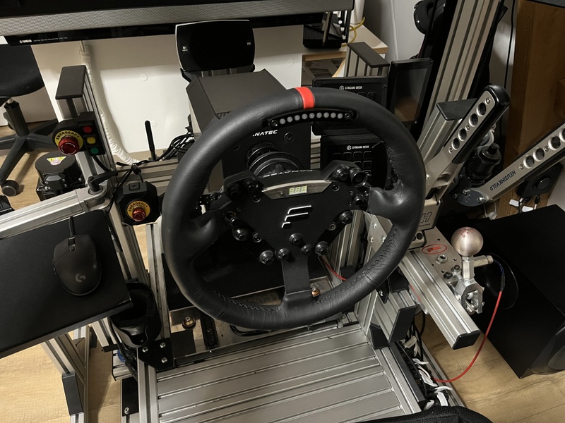 Afbeeldingslocatie: https://tweakers.net/i/5Nej8ouJSAEp7sk_FwjrnRBhrao=/800x/filters:strip_icc():strip_exif()/f/image/5QSeHw8lznPqGqTQzYWCVXWo.jpg?f=fotoalbum_large