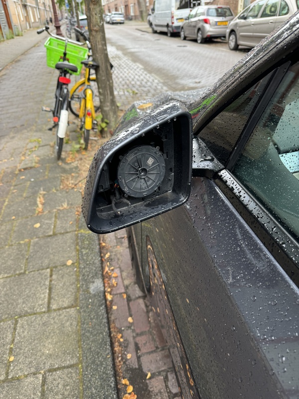 Afbeeldingslocatie: https://tweakers.net/i/5O60hJBVUzJfJ0uYnqpyU8VOR6I=/x800/filters:strip_icc():strip_exif()/f/image/q25OmdX1SklnzPTOmdNEeQLa.jpg?f=fotoalbum_large