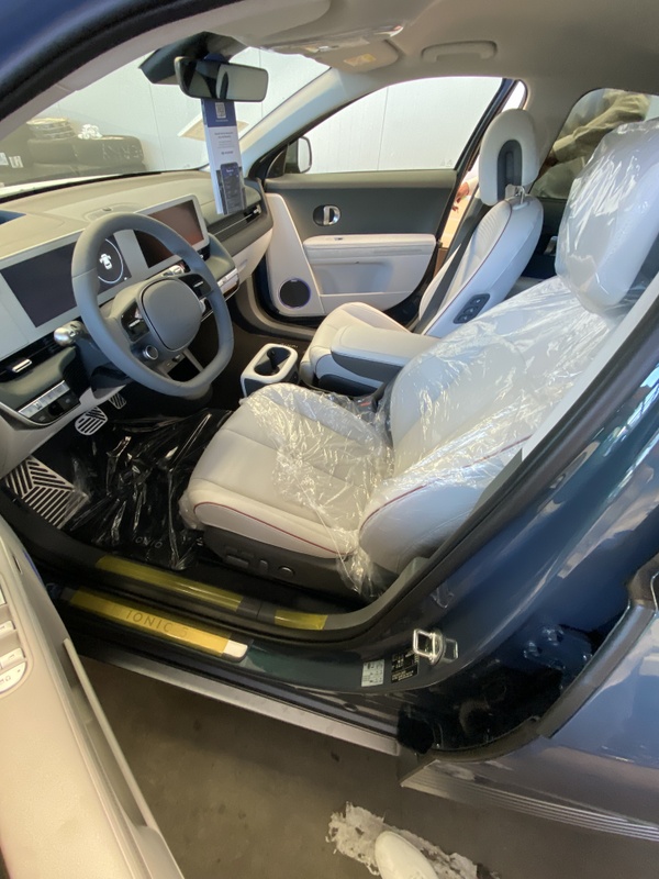 Afbeeldingslocatie: https://tweakers.net/i/5OsCMrIiDolWpojbkMH2jRkShu4=/x800/filters:strip_icc():strip_exif()/f/image/1WuUJTDwtDWAwAiZveHYAZOK.jpg?f=fotoalbum_large