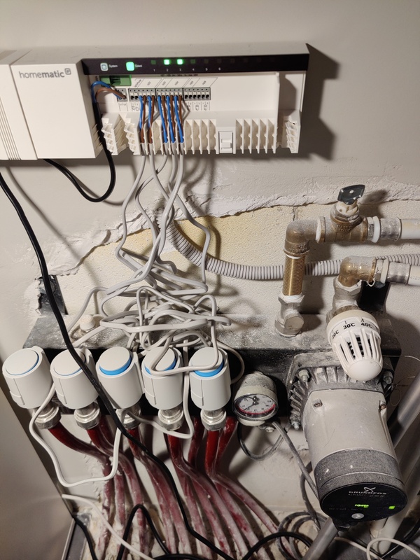 Afbeeldingslocatie: https://tweakers.net/i/5RqVkHzyoYOEk86HKlqE0_J7hsQ=/x800/filters:strip_icc():strip_exif()/f/image/yaKrAJSq3oM6sNP0AmvDnIT4.jpg?f=fotoalbum_large