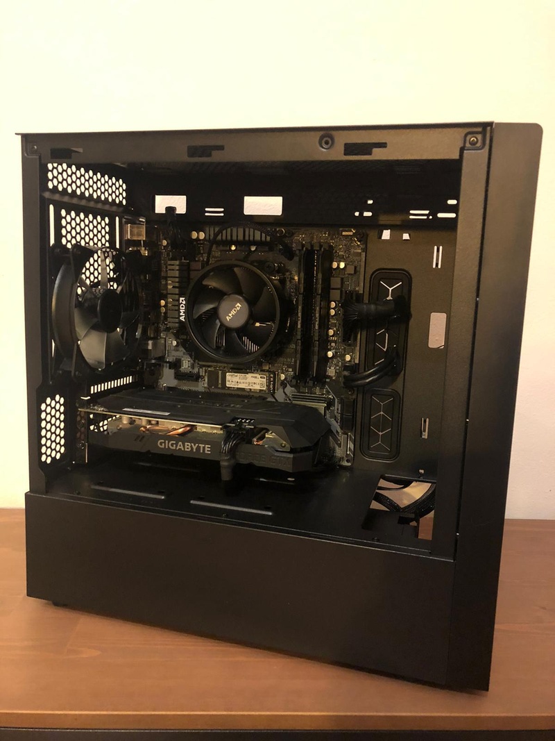 Afbeeldingslocatie: https://tweakers.net/i/5S7CPw5Q7t4-4mvvIZxLJ-cqhFI=/800x/filters:strip_icc():strip_exif()/f/image/d2F9xg3zXqnqWOMCDgBYJheC.jpg?f=fotoalbum_large