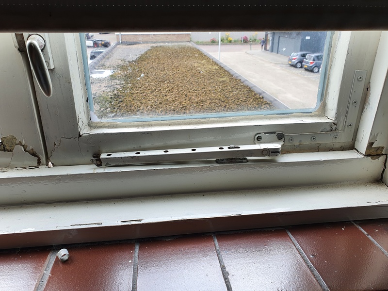 Afbeeldingslocatie: https://tweakers.net/i/5TJEi_mnBL1OH-VvI5lpHUR_Cm0=/800x/filters:strip_icc():strip_exif()/f/image/P37dCD3UU5N0xxK2cHDq5tYN.jpg?f=fotoalbum_large
