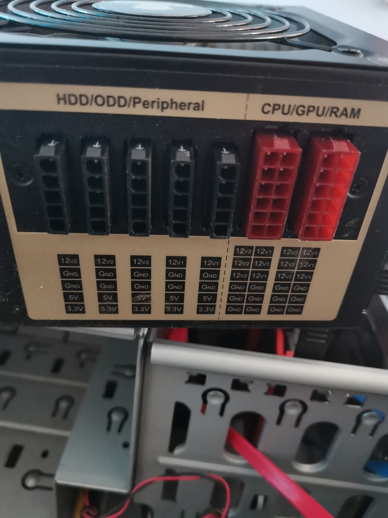 Afbeeldingslocatie: https://tweakers.net/i/5U7m7IETHdHPJSCHwYt6J19ALno=/800x/filters:strip_icc():strip_exif()/f/image/7aepjPK1l6Qd7AFvdZsOwmP9.jpg?f=fotoalbum_large