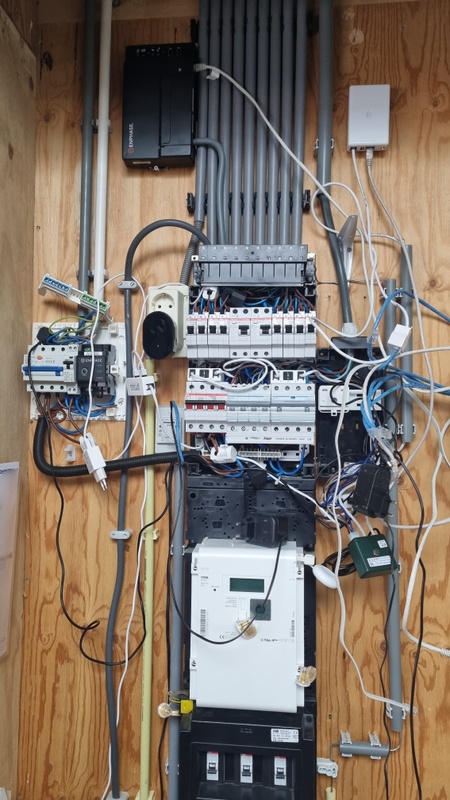 Afbeeldingslocatie: https://tweakers.net/i/5VbU1aWwDWLiLHXT1IyIjPWNPV8=/x800/filters:strip_icc():strip_exif()/f/image/oVITYLeqvlcwY7eD3k5P8MC6.jpg?f=fotoalbum_large