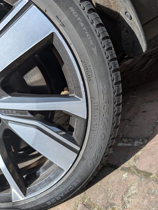 Afbeeldingslocatie: https://tweakers.net/i/5WmKGVaynJOB_DuoNjCftshABF8=/x800/filters:strip_icc():strip_exif()/f/image/2GxvqM9TQaexwPxtLgOZobHv.jpg?f=fotoalbum_large