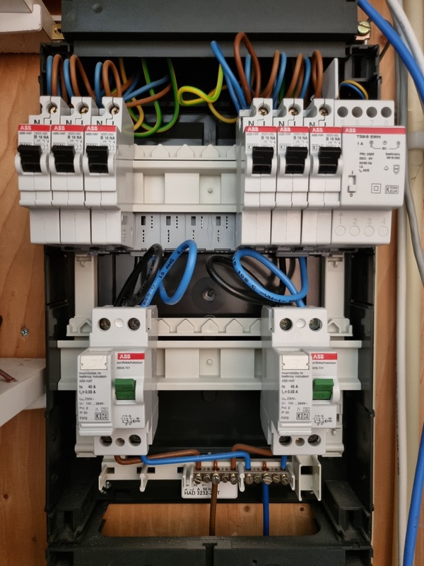 Afbeeldingslocatie: https://tweakers.net/i/5a4cRkwCiG4jM5YK3Sm9wY5KF9Q=/x800/filters:strip_icc():strip_exif()/f/image/FtsfyWE1p2z92Rds6BbcGLMr.jpg?f=fotoalbum_large