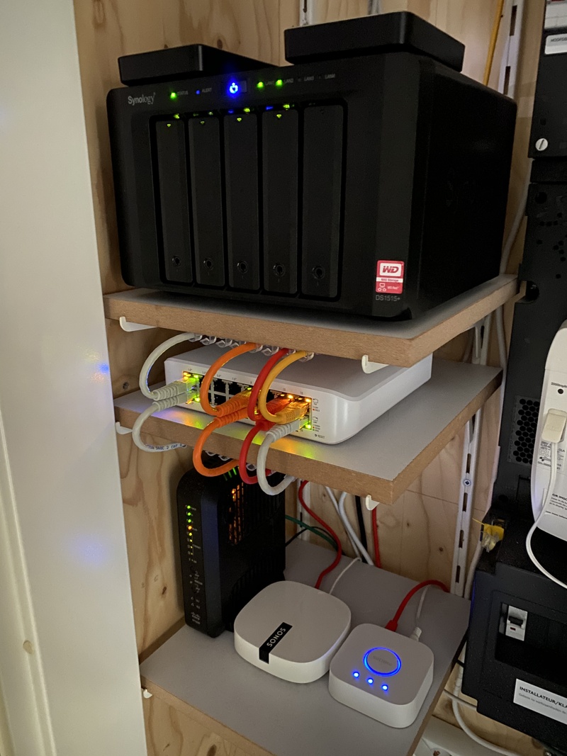 Afbeeldingslocatie: https://tweakers.net/i/5aTUsZdlhh5euHs2cDVHjgr82HY=/800x/filters:strip_icc():strip_exif()/f/image/F6LSL2iuPUFWI7py8N5UqumN.jpg?f=fotoalbum_large