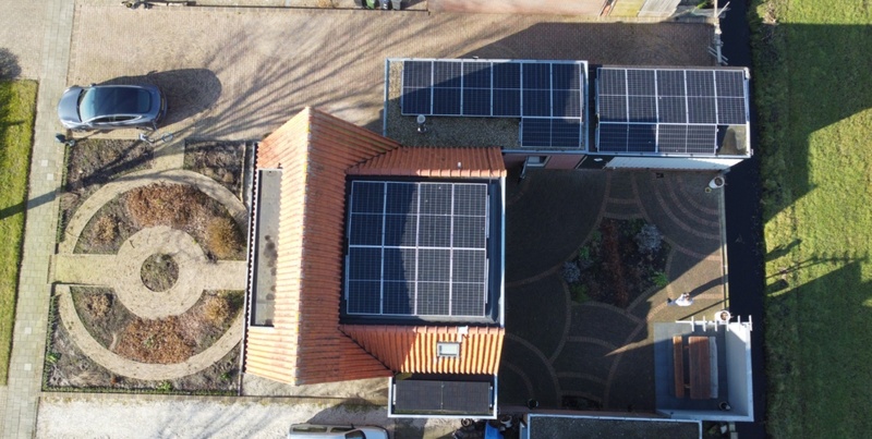 Afbeeldingslocatie: https://tweakers.net/i/5afMnlv1XVhcHSgJS5f1S4uxVDI=/800x/filters:strip_icc():strip_exif()/f/image/9H51397KTC2XLWm0o4OJen8B.jpg?f=fotoalbum_large