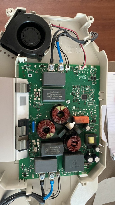 Afbeeldingslocatie: https://tweakers.net/i/5cyghUDJZifTdNXYQZPR8aORrg8=/x800/filters:strip_icc():strip_exif()/f/image/HdAtaGQbf1uDZmJF2bOgwhMI.jpg?f=fotoalbum_large