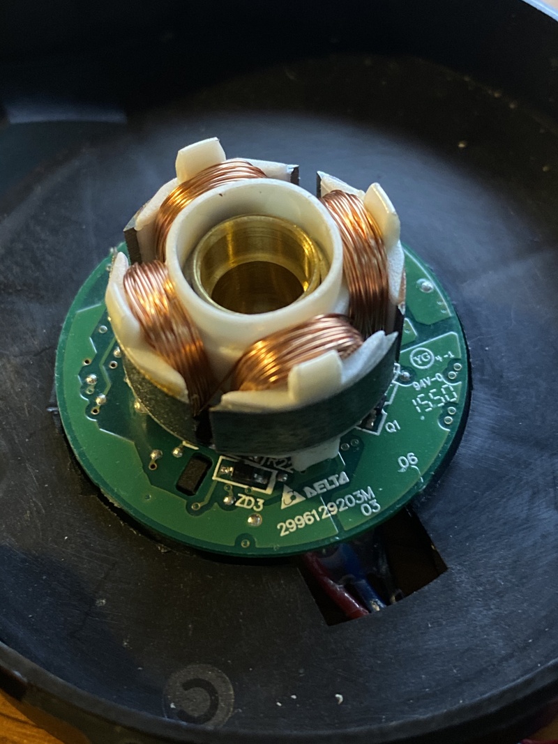 Afbeeldingslocatie: https://tweakers.net/i/5fGF1loklAgpWj8WVaVmKzlUeC0=/800x/filters:strip_icc():strip_exif()/f/image/mDcML3xuT4hQgAftGiw5MnwK.jpg?f=fotoalbum_large