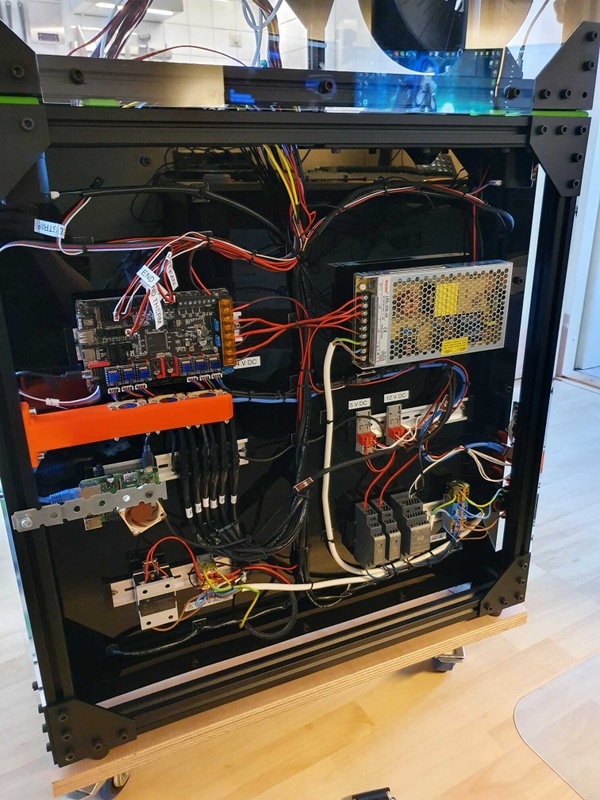 Afbeeldingslocatie: https://tweakers.net/i/5kxjTH7YIU6_o48Zj9pLXhfKqag=/x800/filters:strip_icc():strip_exif()/f/image/7jgGcy1TTpIeiVovkhX5QMVX.jpg?f=fotoalbum_large