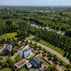 Afbeeldingslocatie: https://tweakers.net/i/5lLKDPU76-w0vRkP7NnfVk6KXfY=/232x232/filters:strip_icc():strip_exif()/f/image/NNO0vb2oVoemJCoUN7ZYUin5.jpg?f=fotoalbum_tile