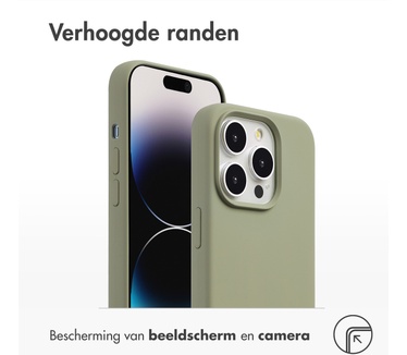Accezz Liquid Silicone Backcover met MagSafe
