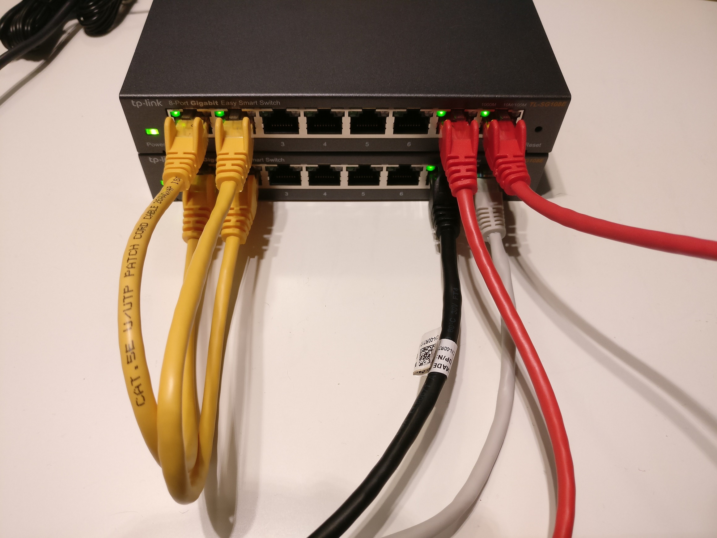 https://tweakers.net/i/5o_XYPNfl0aAUq9NzIucs8-lvNs=/m/286700/1Ej3fFKiKikFChopEqDVkTi9DFNxUQ1En088J6mfzyRVJoDWqO.jpeg