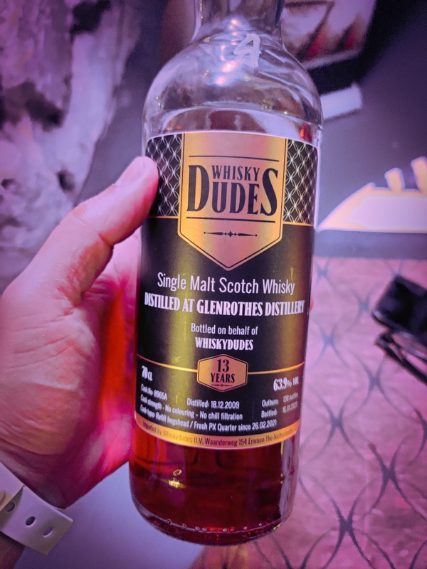 Afbeeldingslocatie: https://tweakers.net/i/5ruUR8DbK8NVNP6dDbSCuFwT168=/x800/filters:strip_icc():strip_exif()/f/image/OtUoICdF74dPw7VZ6whwSx7o.jpg?f=fotoalbum_large