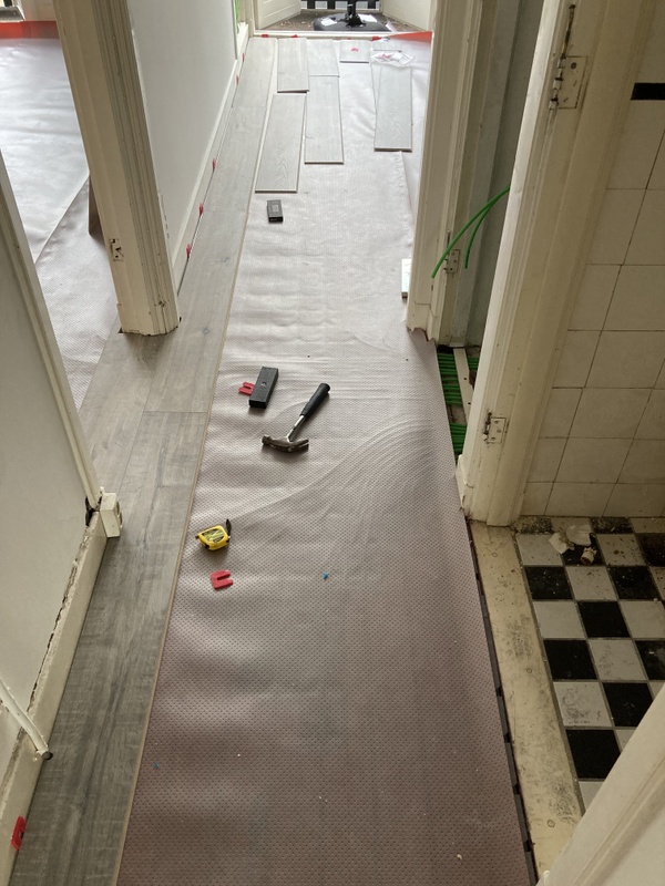 Afbeeldingslocatie: https://tweakers.net/i/5rxrYmw_-c7Iri5P8zAbAhJIums=/x800/filters:strip_icc():strip_exif()/f/image/w2z56lzuTc4XNm2CgOfyK3WA.jpg?f=fotoalbum_large