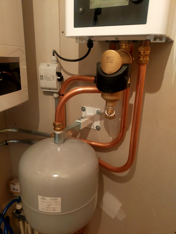 Afbeeldingslocatie: https://tweakers.net/i/5uA0Qd9FG6KyADWS94ikbmgOWeI=/x800/filters:strip_icc():strip_exif()/f/image/njBiRieVOnvOIMIJQOYEi1mR.jpg?f=fotoalbum_large