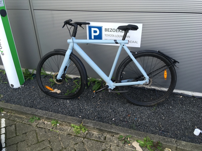 Afbeeldingslocatie: https://tweakers.net/i/6-LX0C0d9d1ohkBXNCV04JH-Ln4=/800x/filters:strip_icc():strip_exif()/f/image/R0mDUCUQq1tMeSYCogahNDfc.jpg?f=fotoalbum_large
