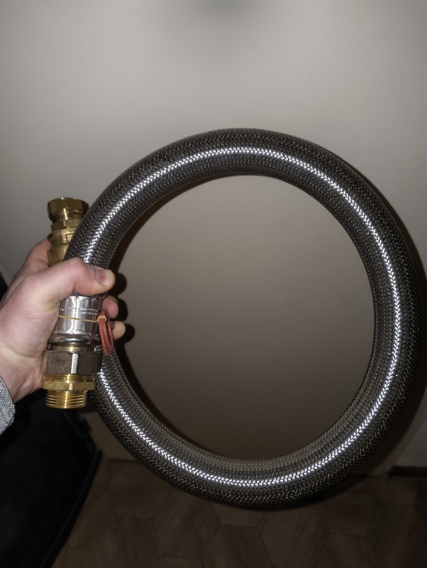 Afbeeldingslocatie: https://tweakers.net/i/61Rsj2LaLiuWxBIckTD3qNCBLOA=/x800/filters:strip_icc():strip_exif()/f/image/e5f9qG8MYxaojzsevw7WHikp.jpg?f=fotoalbum_large