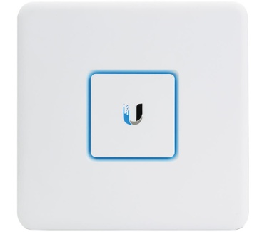 Ubiquiti Unifi Security Gateway (USG)